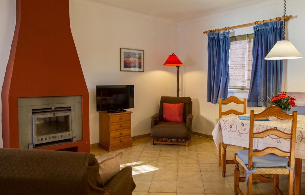 Markadia Villa Odivelas  ภายนอก รูปภาพ