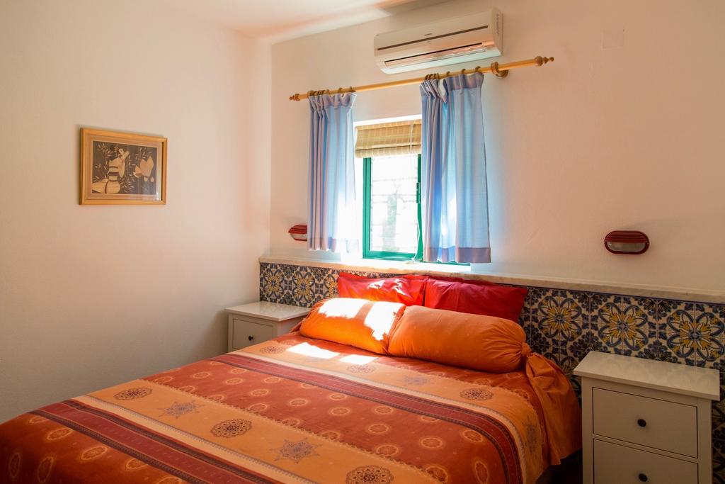 Markadia Villa Odivelas  ภายนอก รูปภาพ
